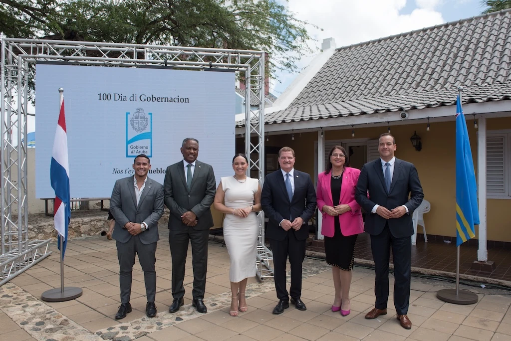 Gabinete AVP-Futuro: 100 Dia di liderazgo hunto, compromiso y progreso