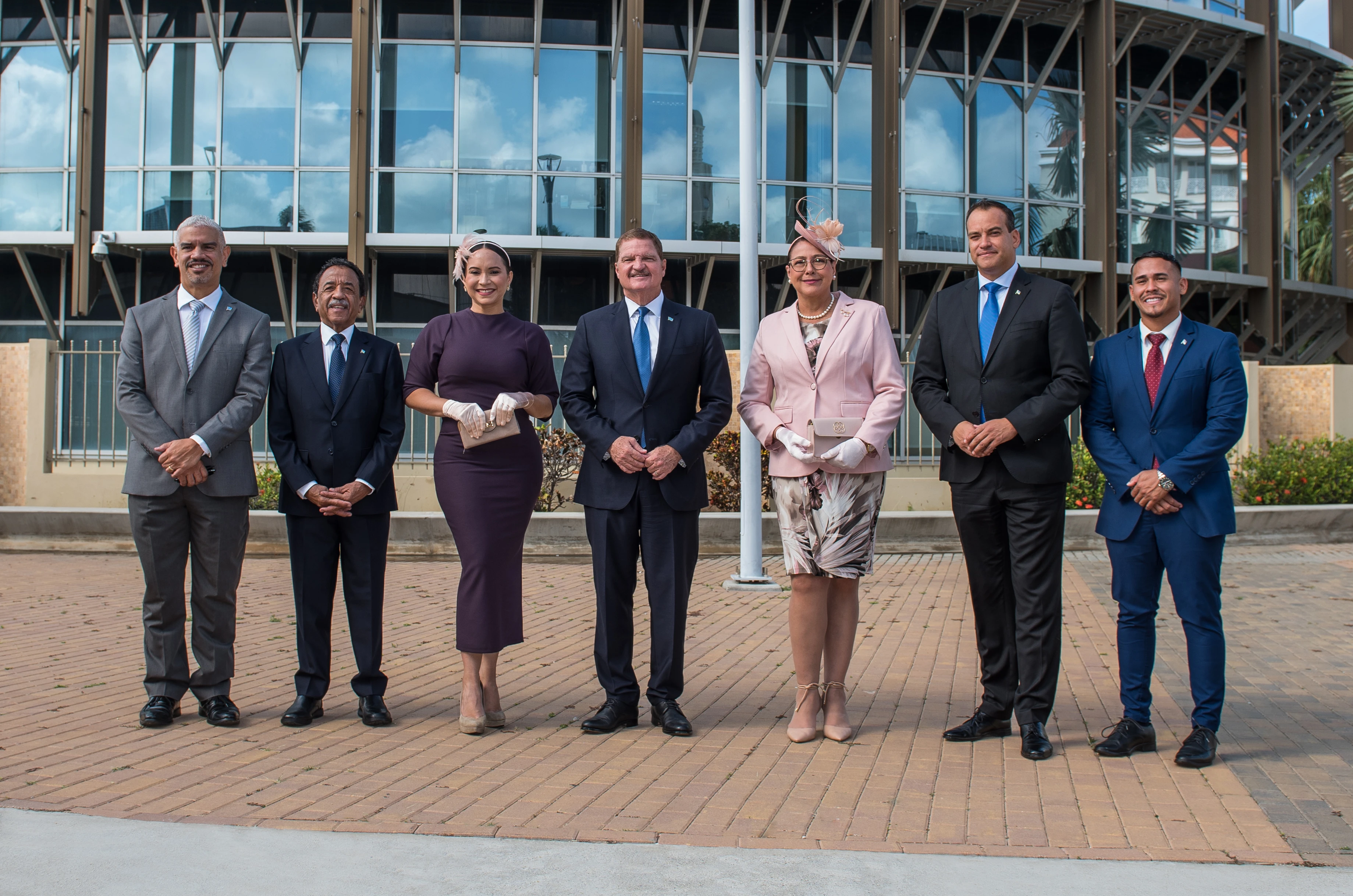 Prome Minister Mike Eman "E vision di e gobierno aki ta refleha den discurso di Su Excelencia Gobernador