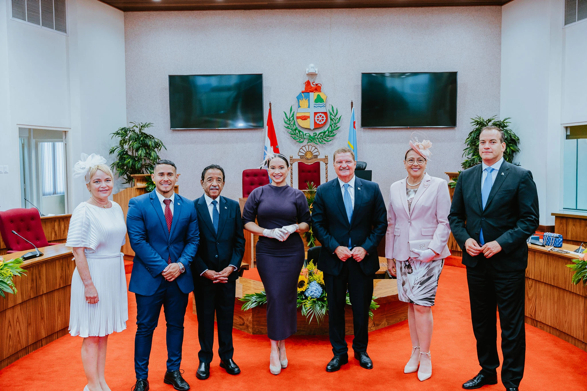 Prome Minister Mike Eman "E vision di e gobierno aki ta refleha den discurso di Su Excelencia Gobernador