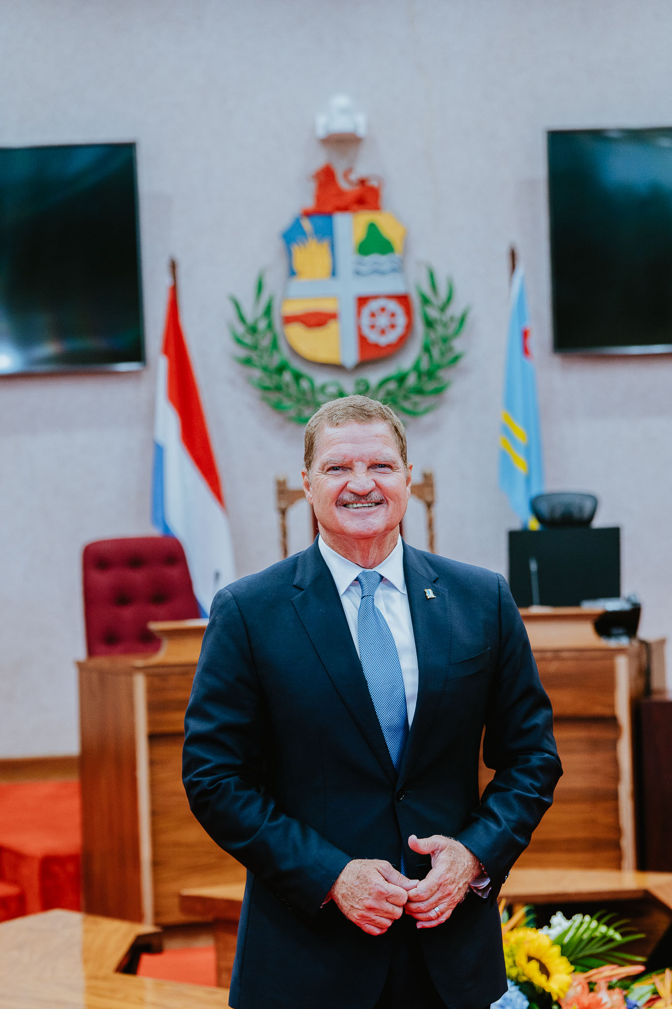 Prome Minister Mike Eman "E vision di e gobierno aki ta refleha den discurso di Su Excelencia Gobernador