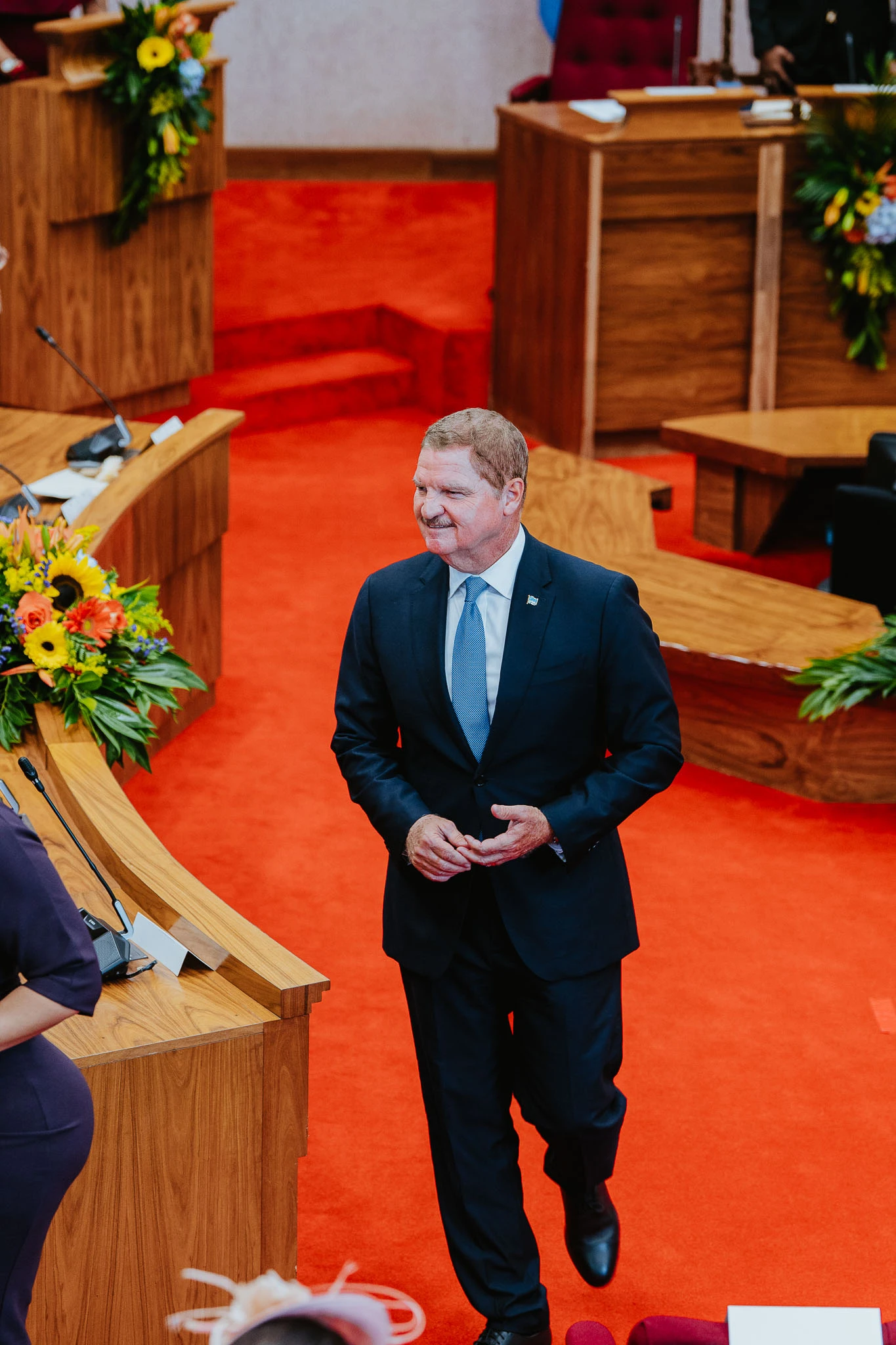 Prome Minister Mike Eman "E vision di e gobierno aki ta refleha den discurso di Su Excelencia Gobernador