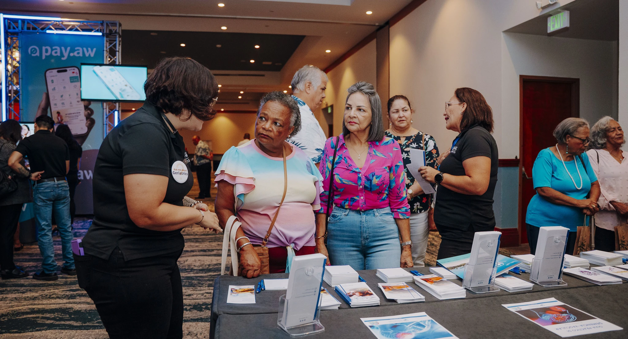 Horacio Oduber Hospital su booth tabata 'on' na Golden Age Expo