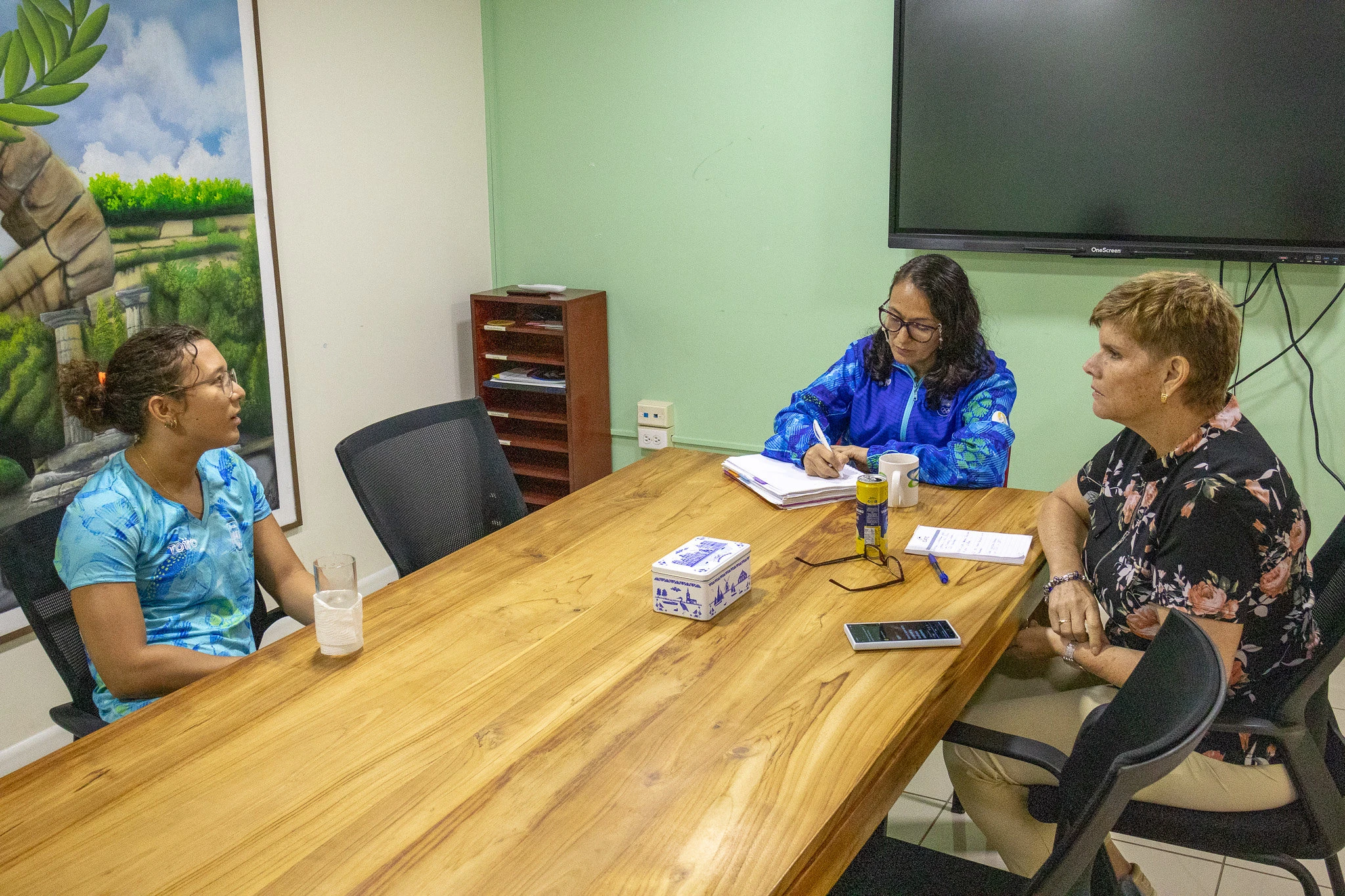 Ta busca pa sigui eleva su mes den tur aspecto como atleta y hoben profesional