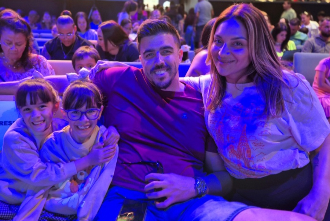 Addonsito Croes ta felicita Pierewietje & Flash