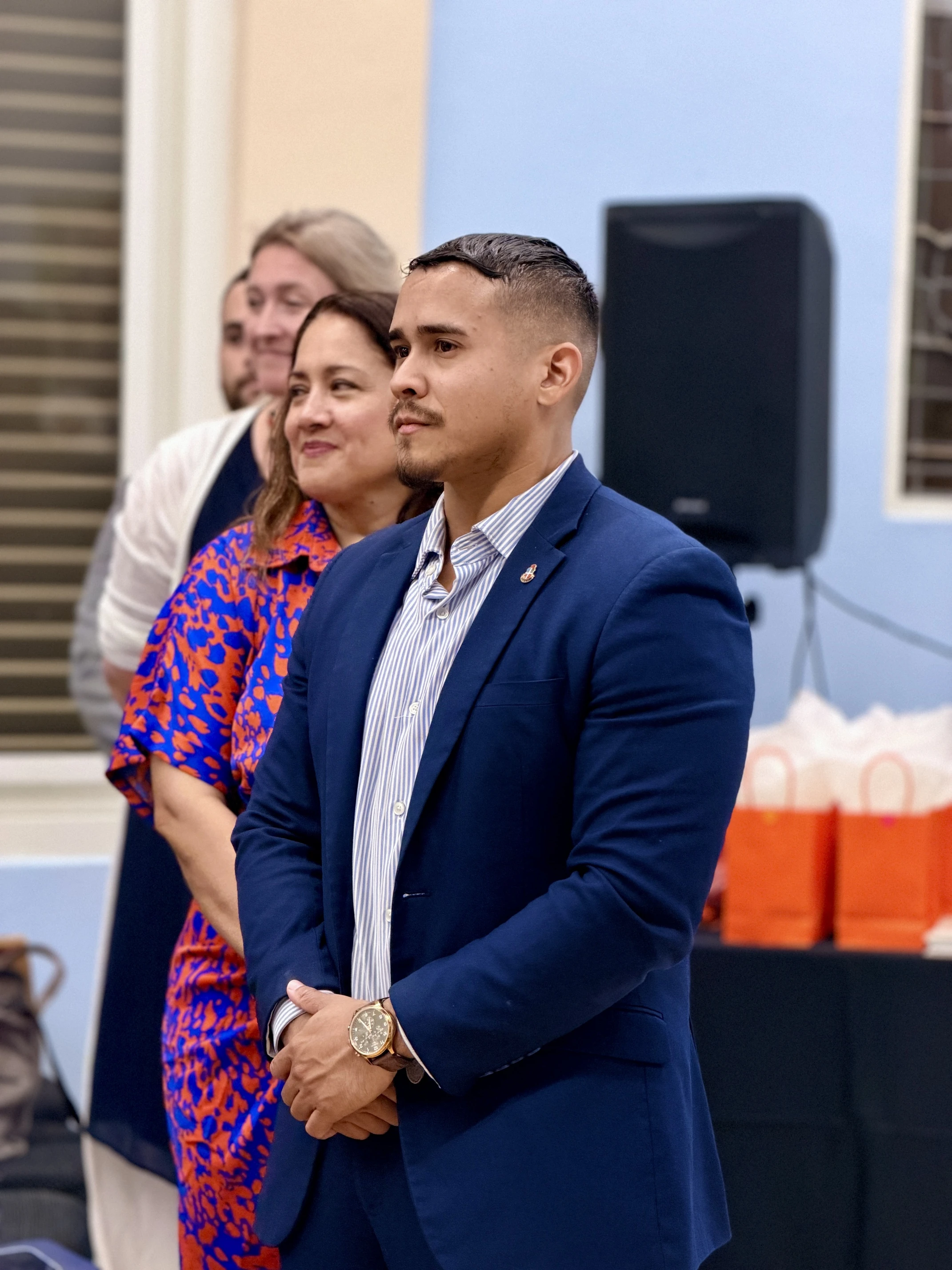 Minister Cicilia presente na graduacion di e profesionalnan social