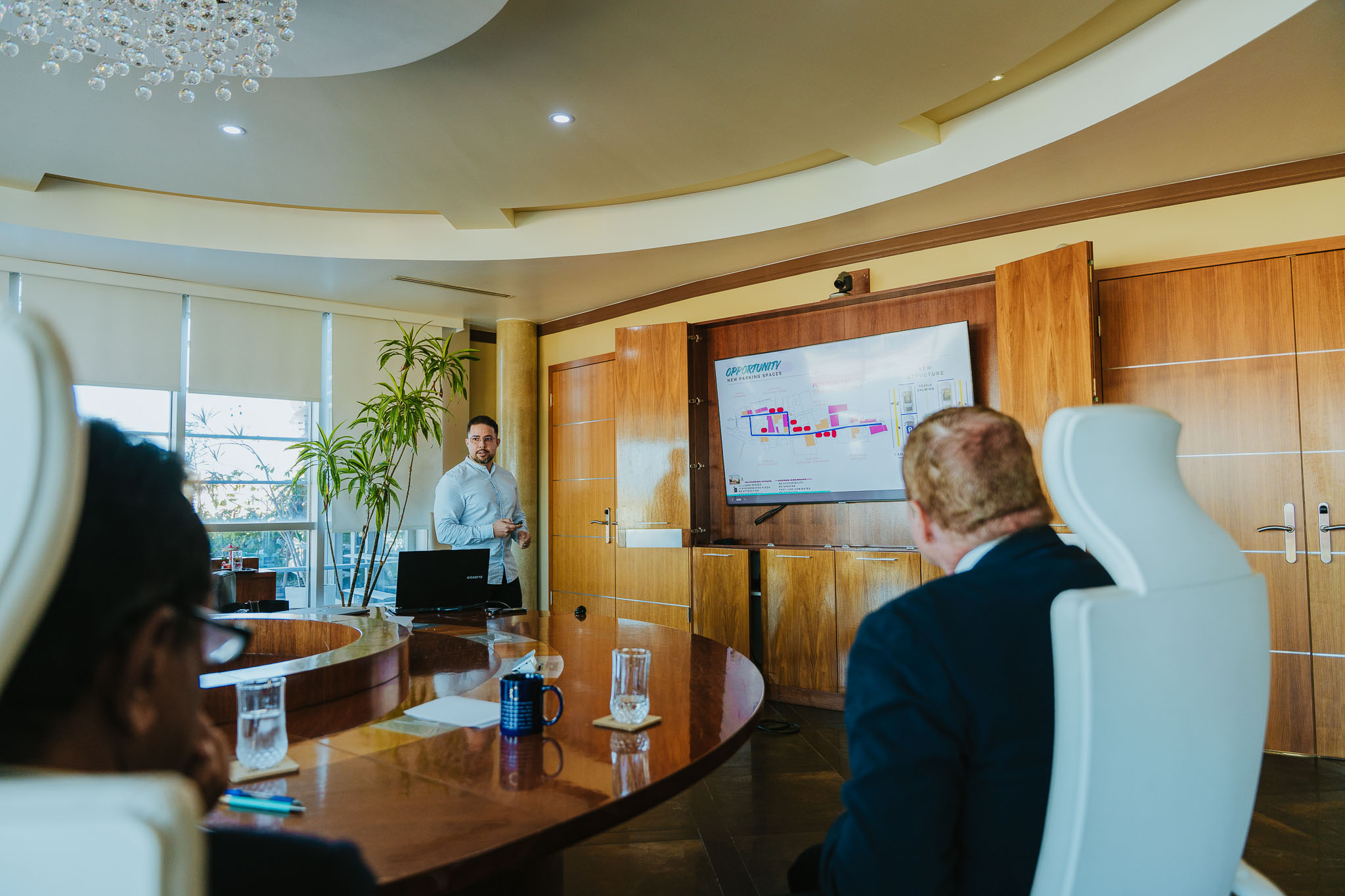 Prome Minister Eman a keda impresiona cu e plannan pa desaroyo di Wilhelminastraat