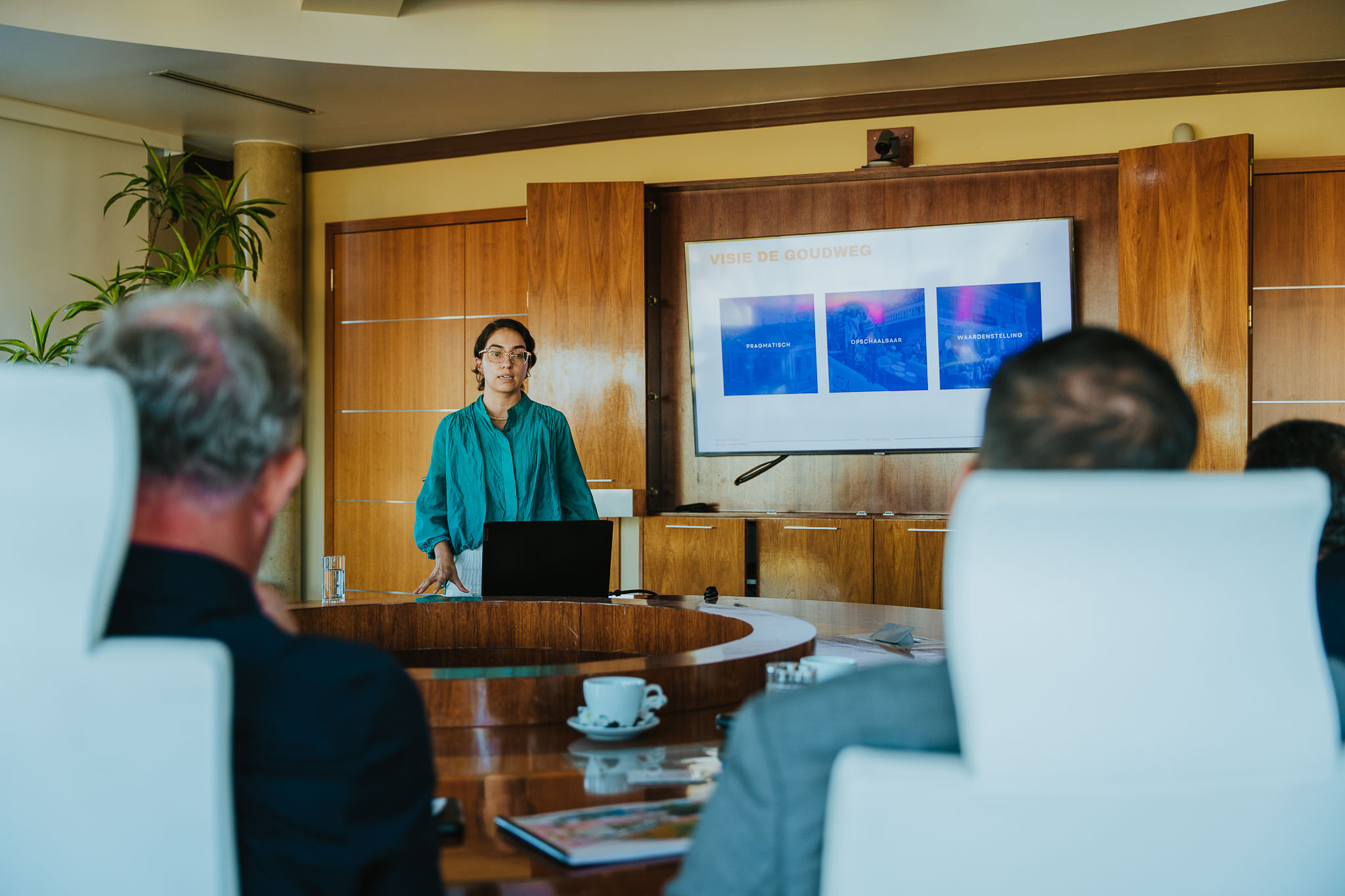 Prome Minister Eman a keda impresiona cu e plannan pa desaroyo di Wilhelminastraat