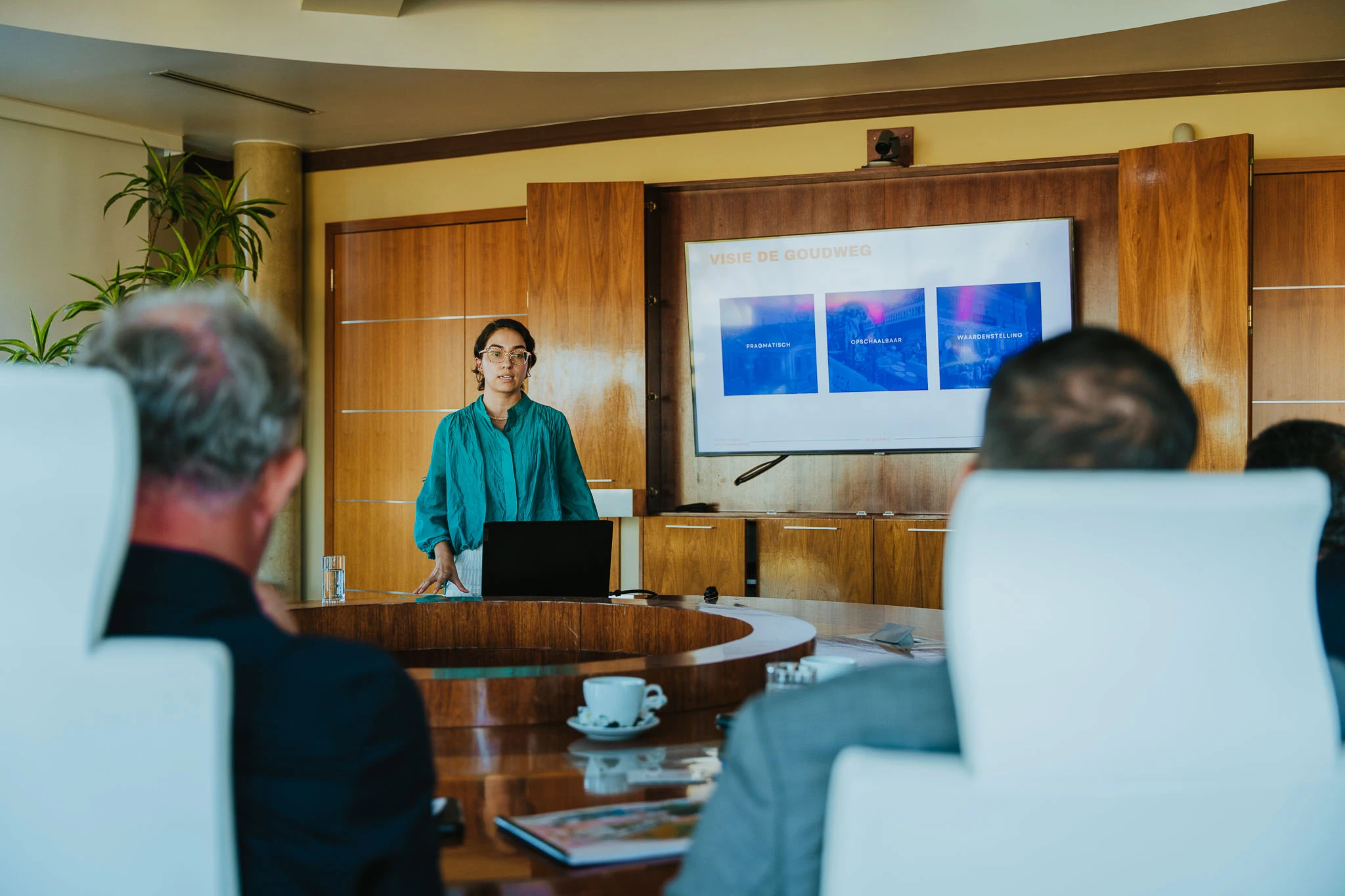 Prome Minister Eman a keda impresiona cu e plannan pa desaroyo di Wilhelminastraat