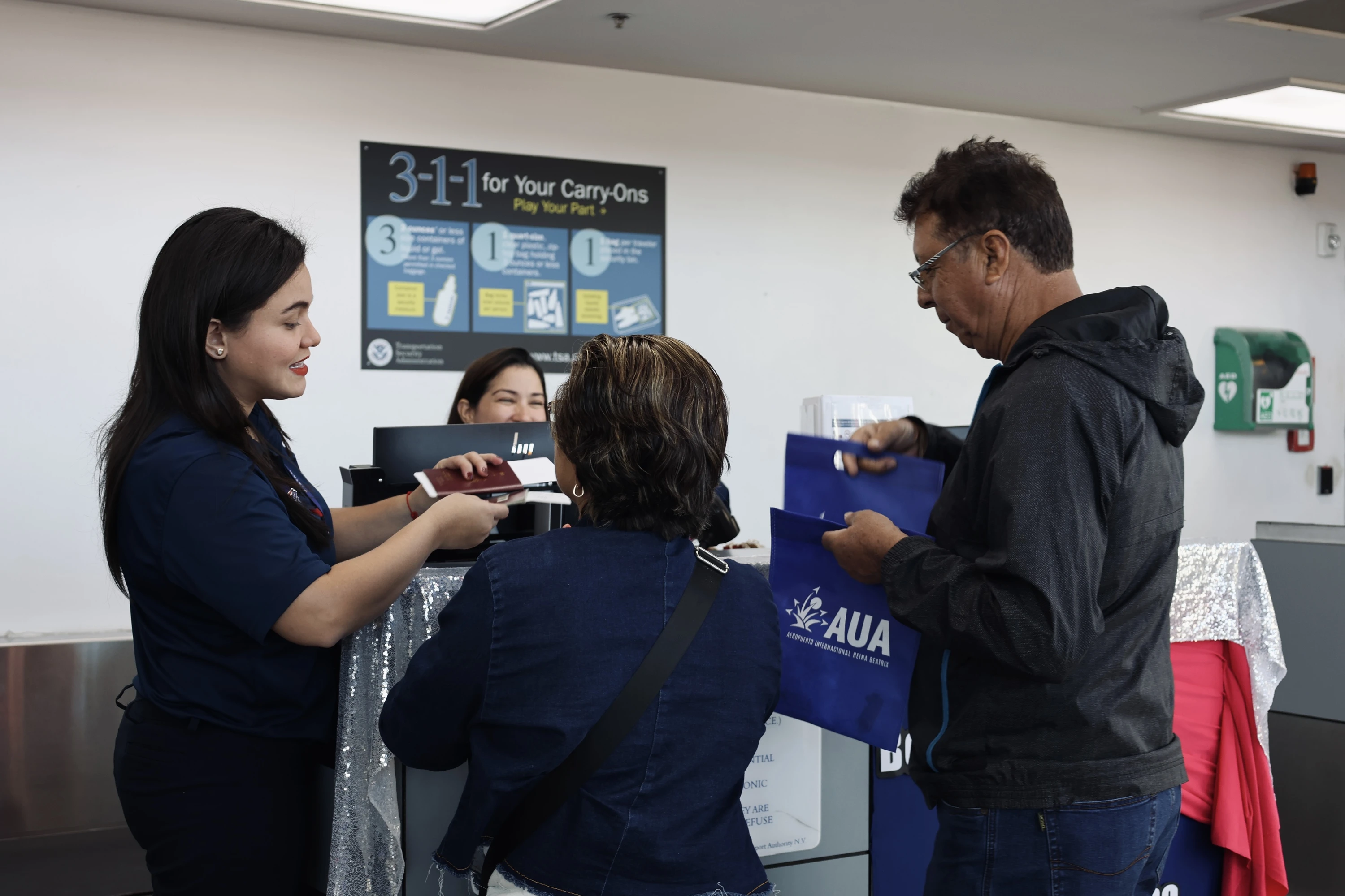 LATAM Airines awo cu vuelo pa y for di Bogota