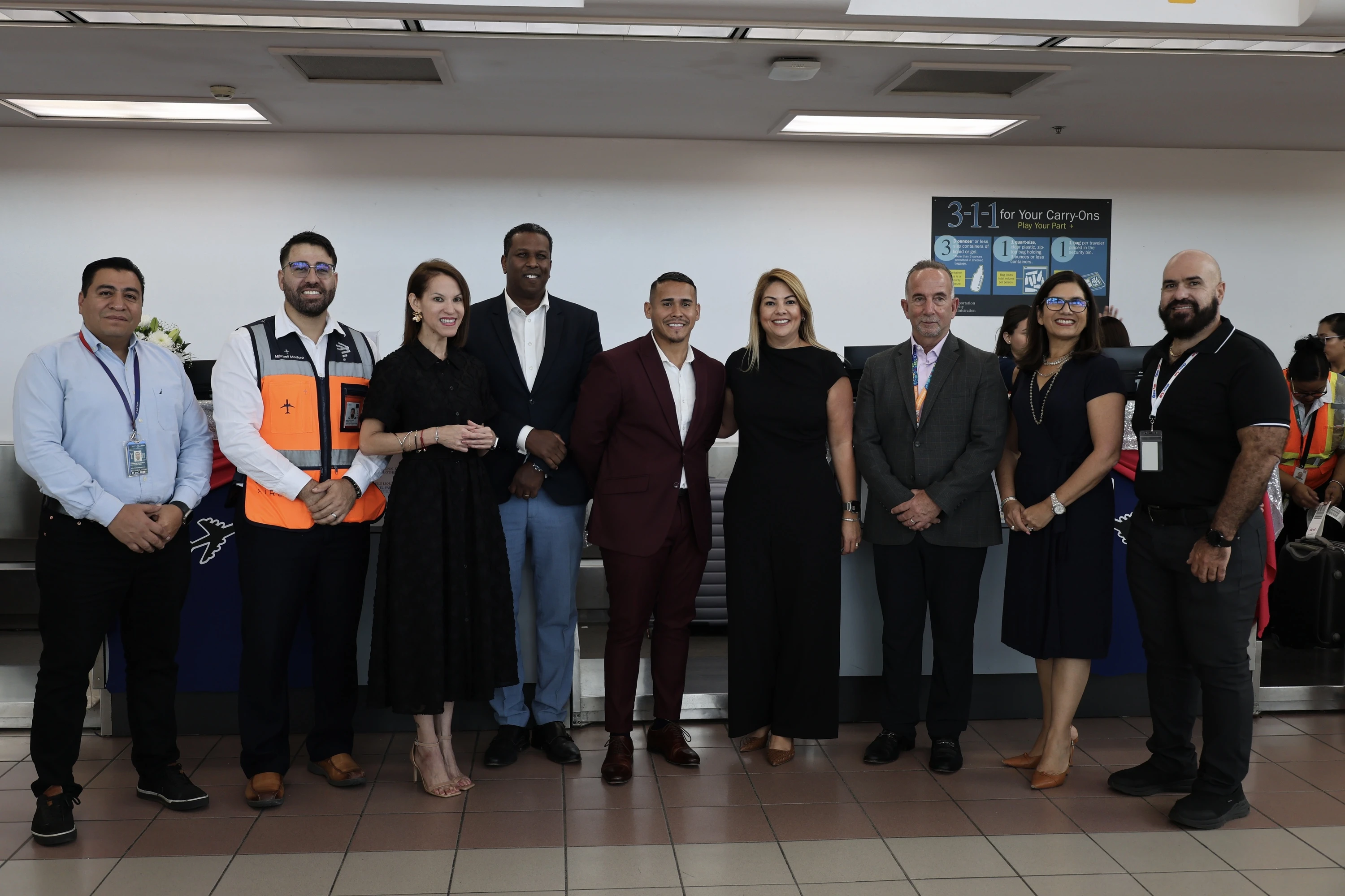 LATAM Airines awo cu vuelo pa y for di Bogota