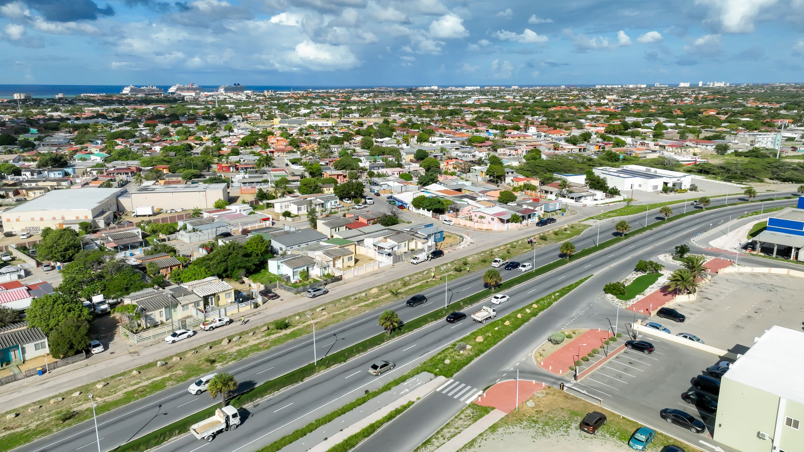 Proyecto piloto pa espacio berde urbano na Maracastraat, Dakota: Un Paso firme den Programa Nacional di Reforestacion