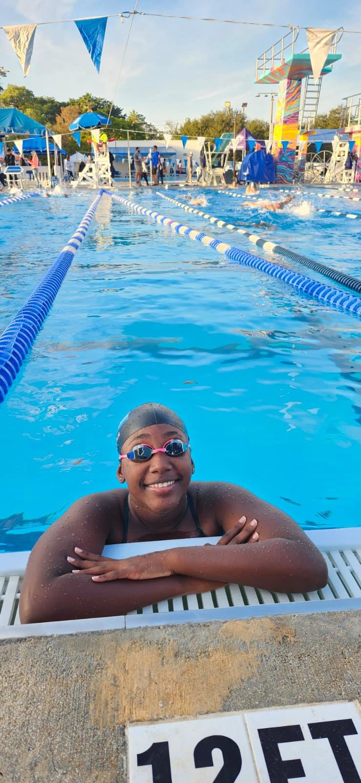 Stingray Swimming Team Aruba ta aplaudi su 7 atletanan cu nan tremendo prestacion na Plantation