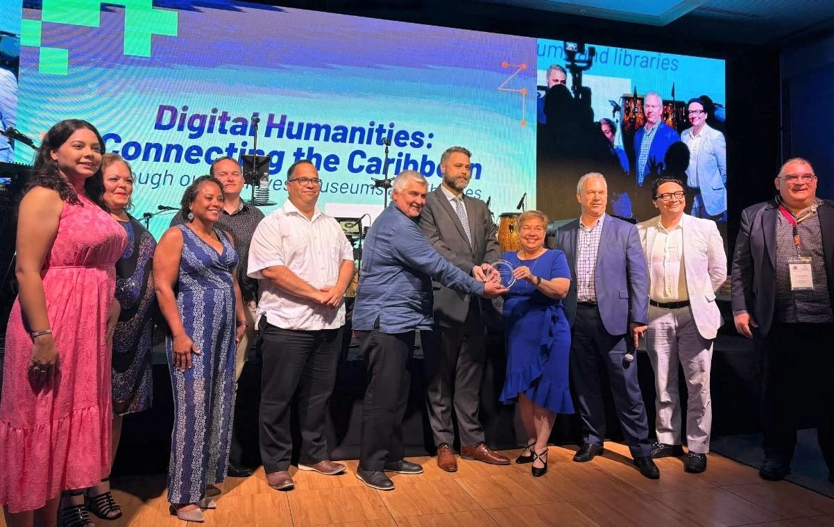 Mensahe for di biblioteca pa fin di aña