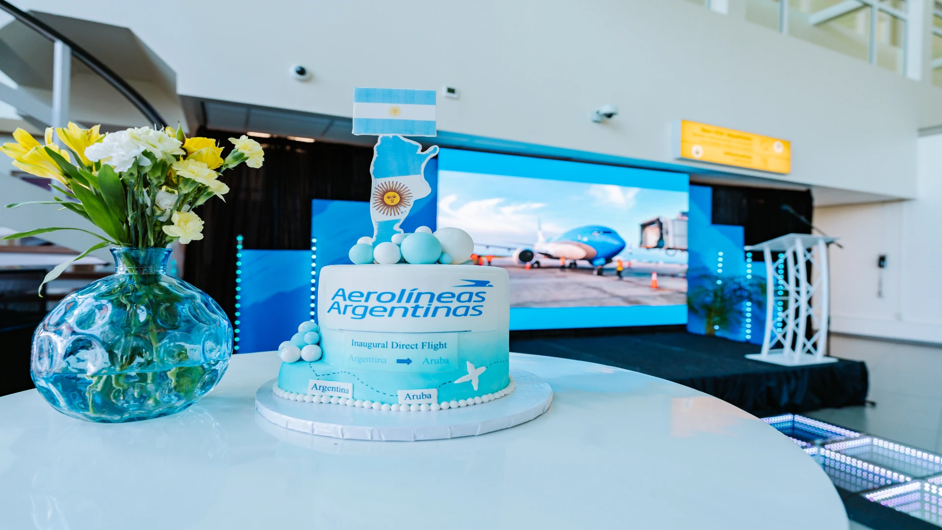 Aerolíneas Argentinas ta lansa servicio directo nobo entre Argentina y Aruba