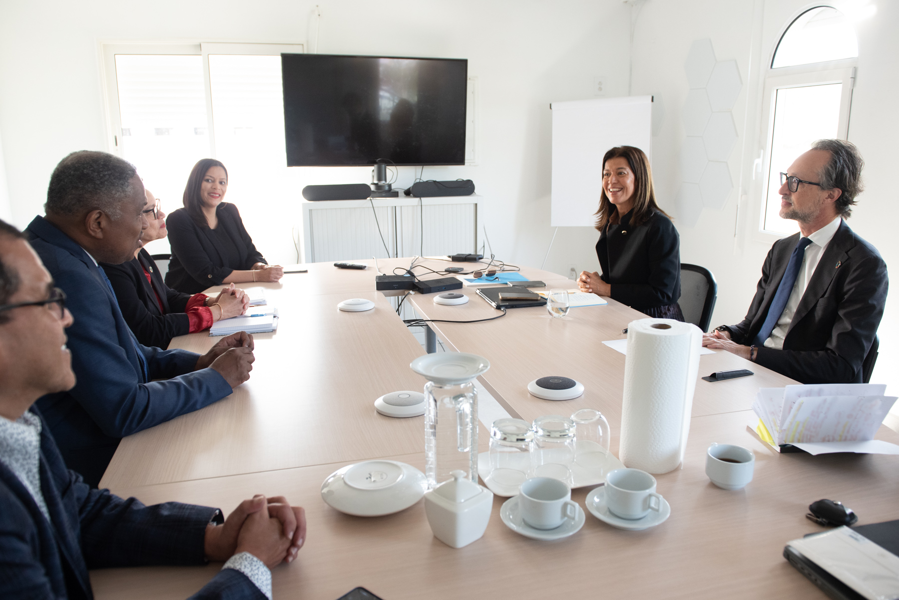 Minister di Husticia a reuni cu UNOPS pa posibel prizon nobo pa Aruba