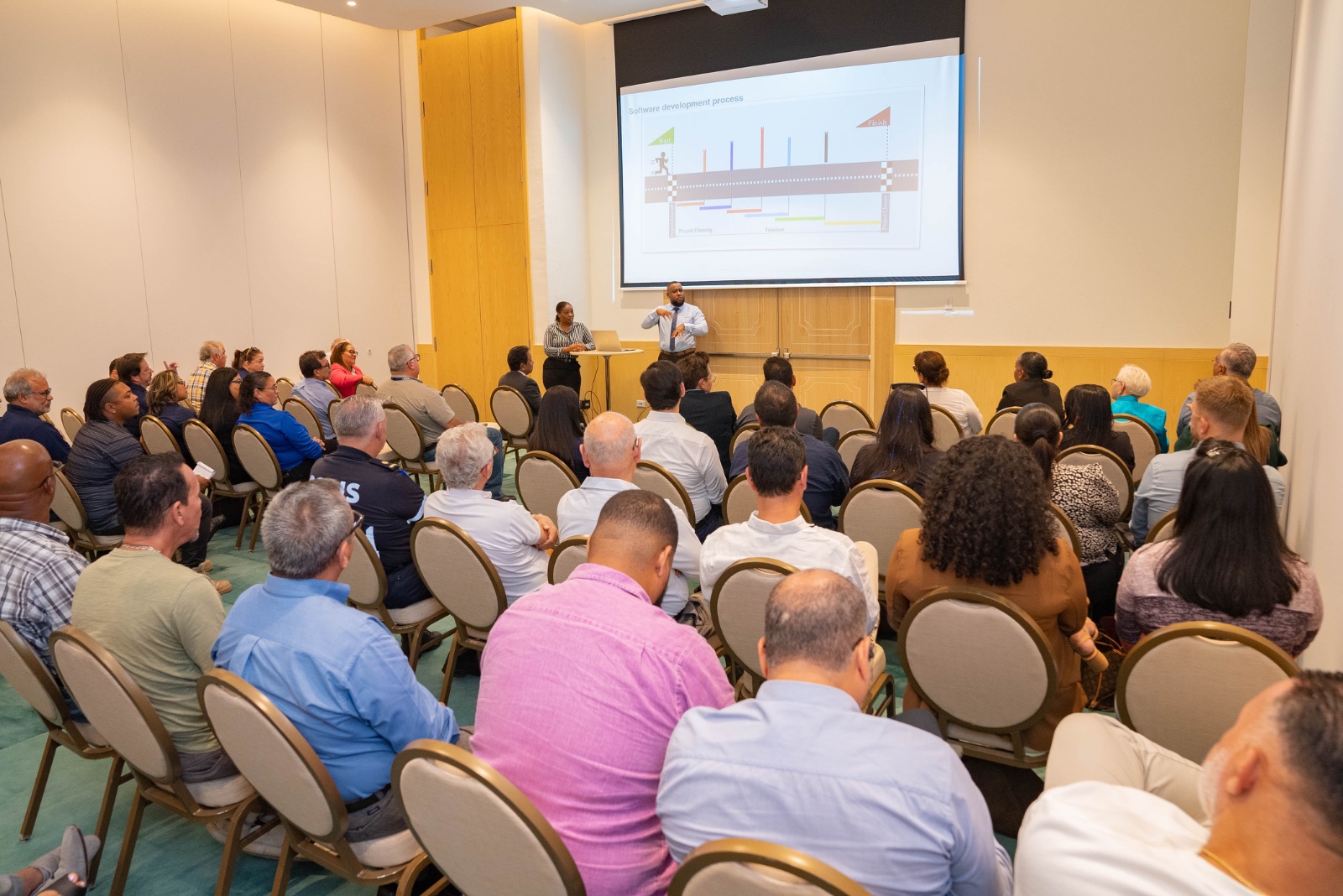 Minister Herdé cu Presentacion di Plataforma TERENO Connect