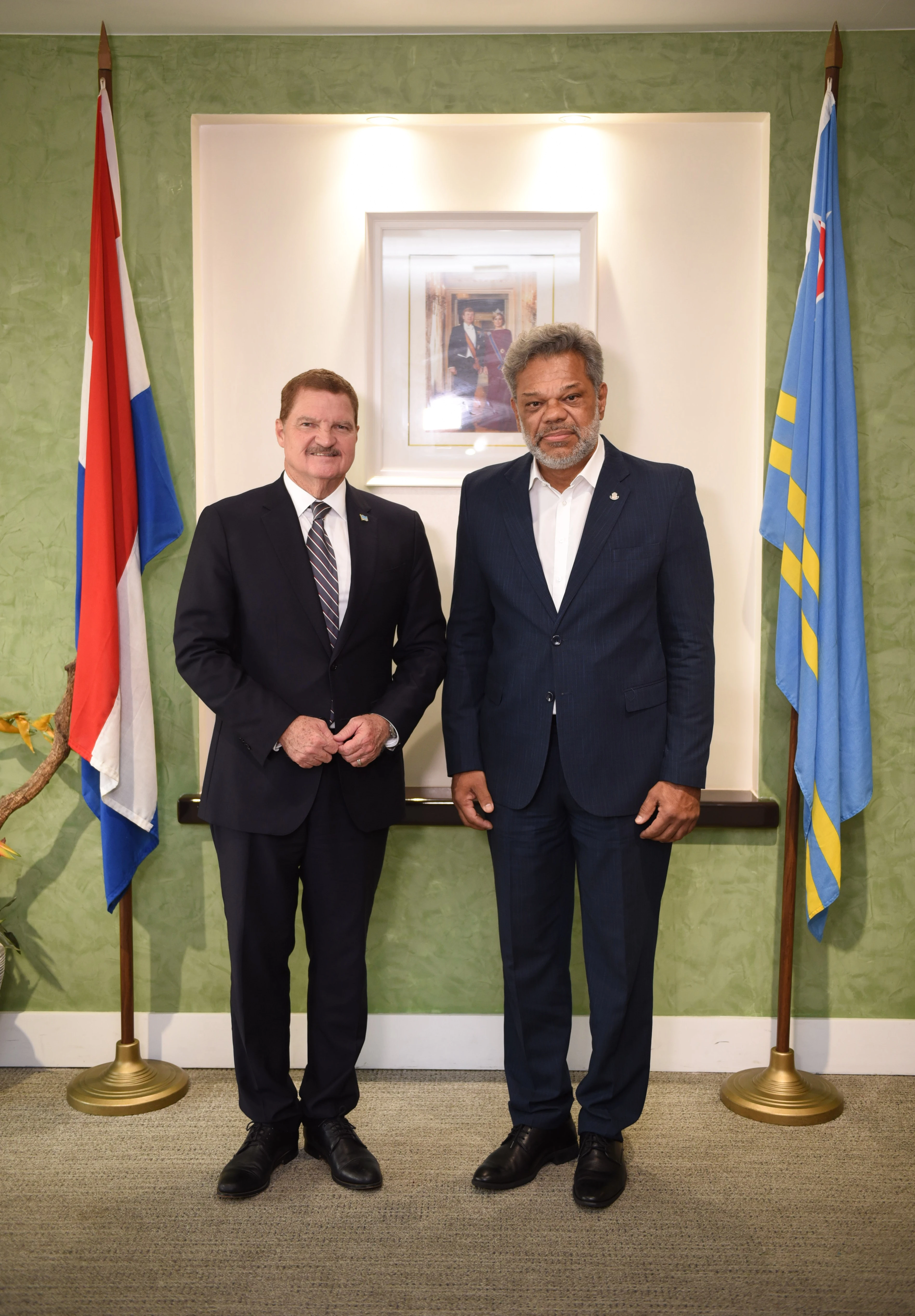 Prome Minister di Sint Maarten ta destaca importancia di cooperacion regional durante su yegada na Aruba