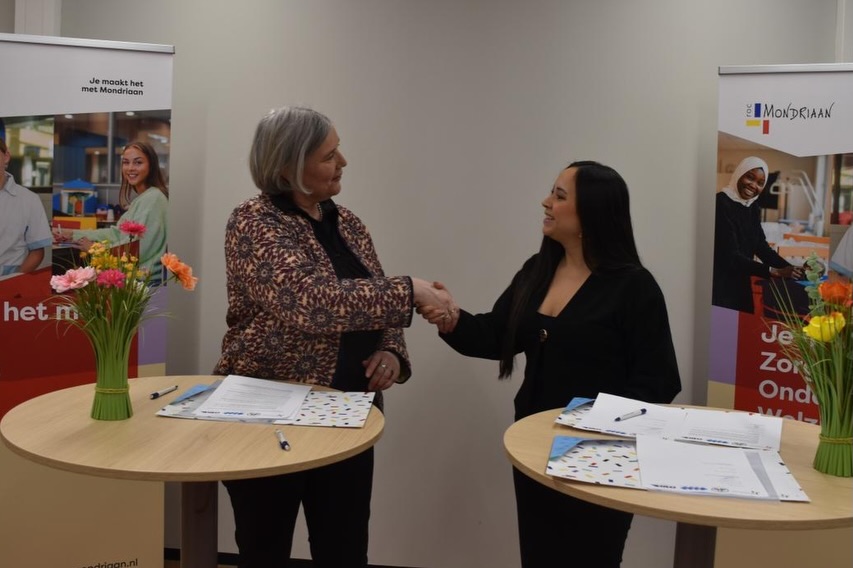 Minister di Educacion, mr. Gerlien Croes, a firma un acuerdo di colaboracion cu ROC Mondriaan Hulanda