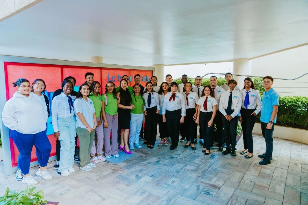 Minister Gerlien Croes ta desea exito na studiantenan di Colegio EPI cu a sali rumbo pa Europa pa pasantia via Erasmus+