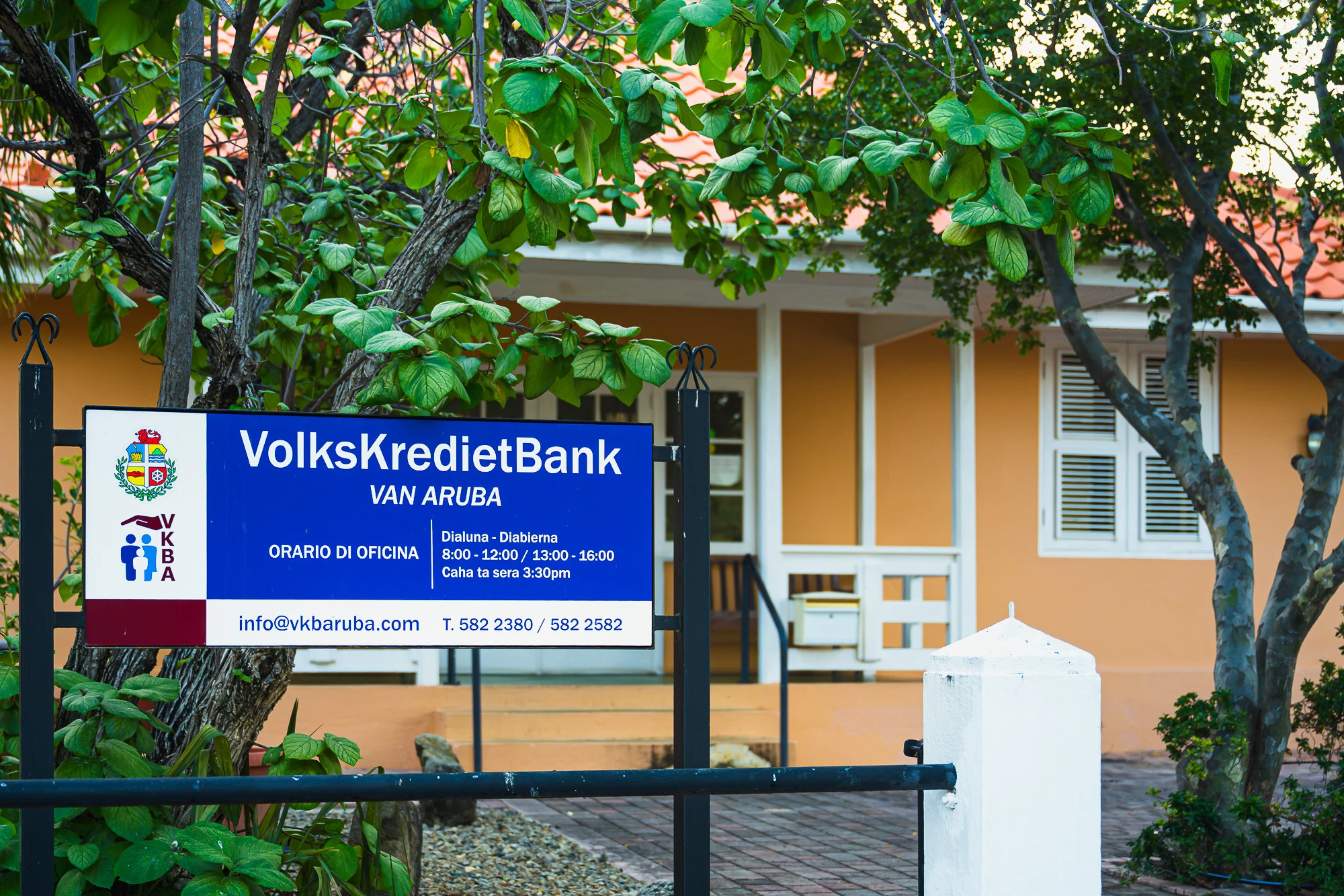 Minister Geoffrey Wever: ta flexibilisa condicionnan di hipoteca na Volkskredietbank