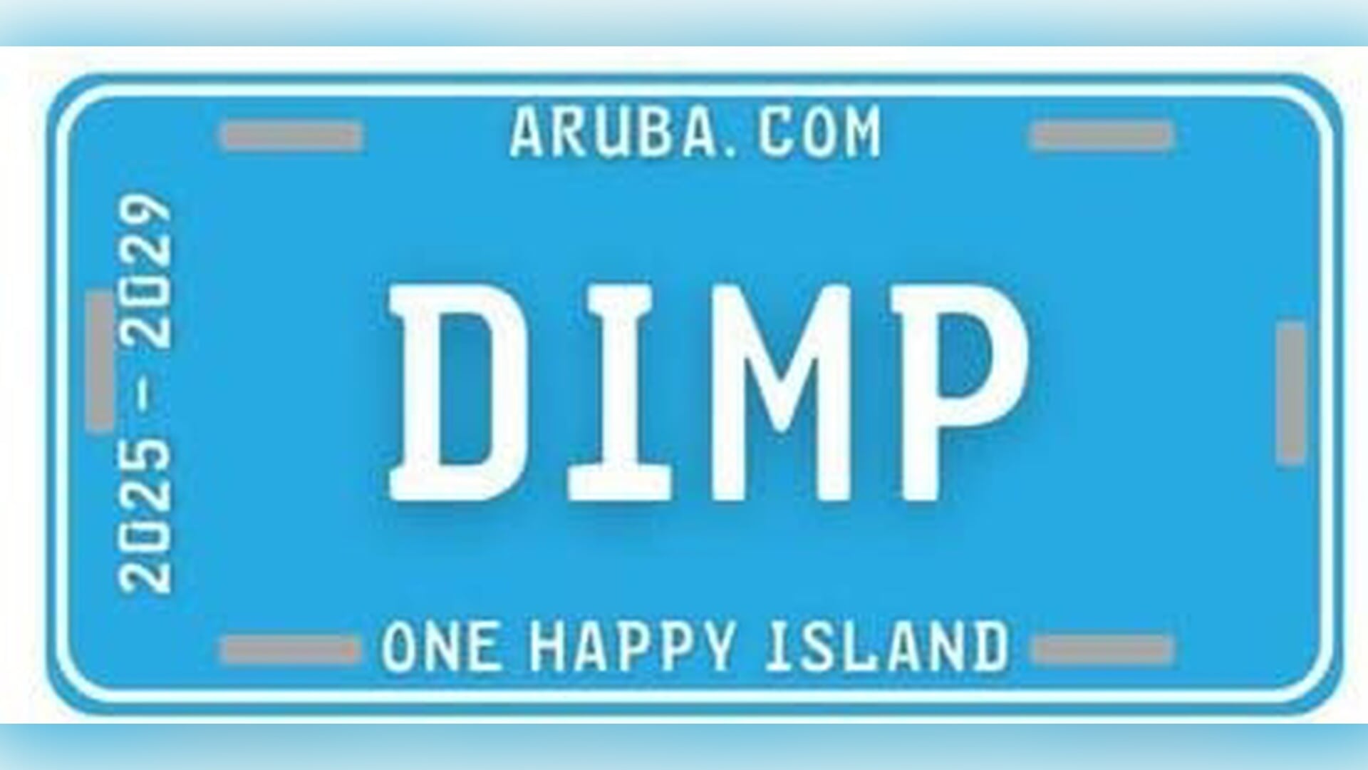 Minister Geoffrey Wever: Automobilistanan lo ricibi nan plachinan di number den e proximo dianan