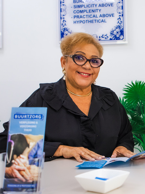 Buurtzorg : “Cuido sostenibel ta cuminsa na cas; inverti den cuido primario no ta un opcion, sino un necesidad