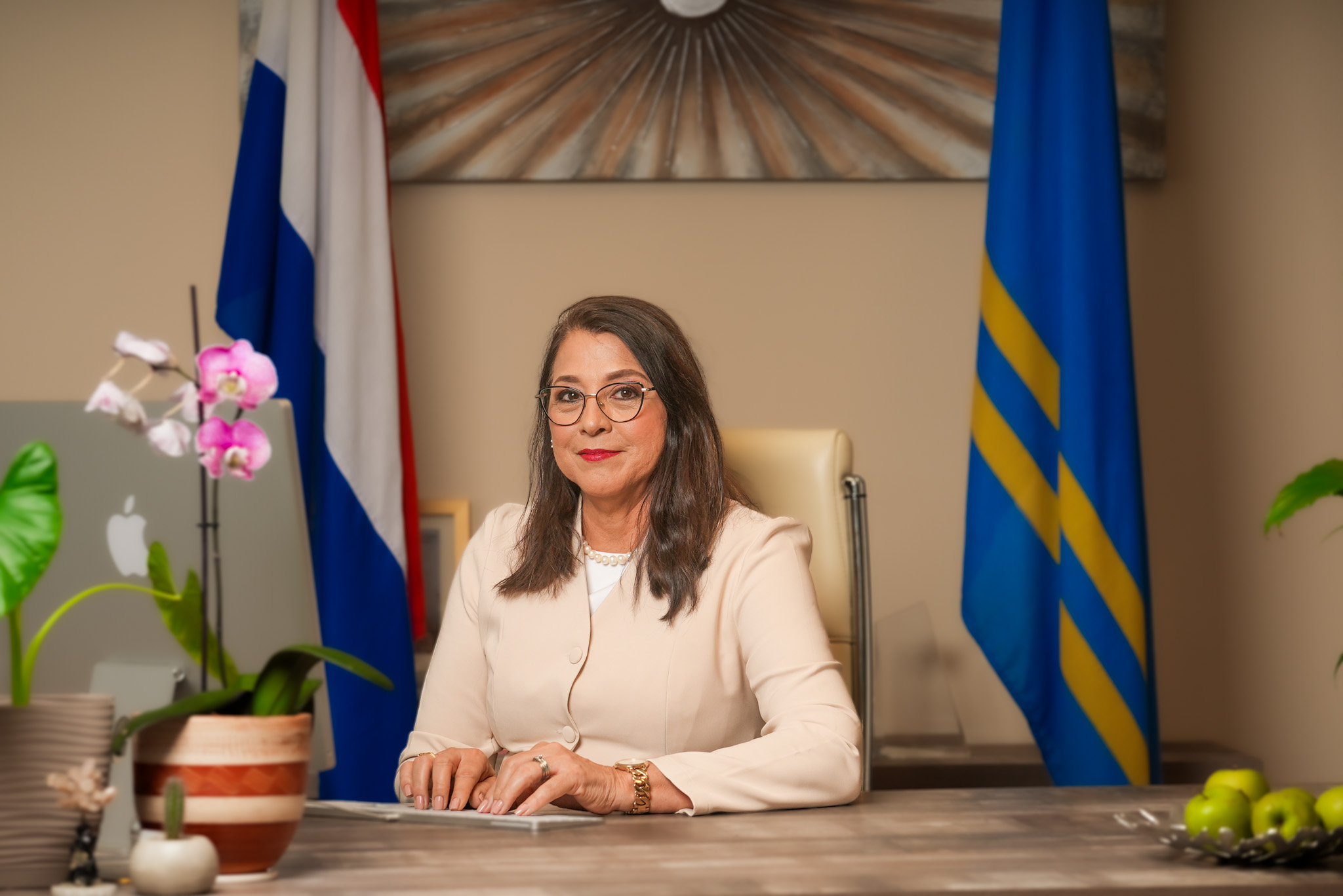 Minister Wyatt-Ras ta reacciona riba carta anonimo menciona den medio di comunicacion