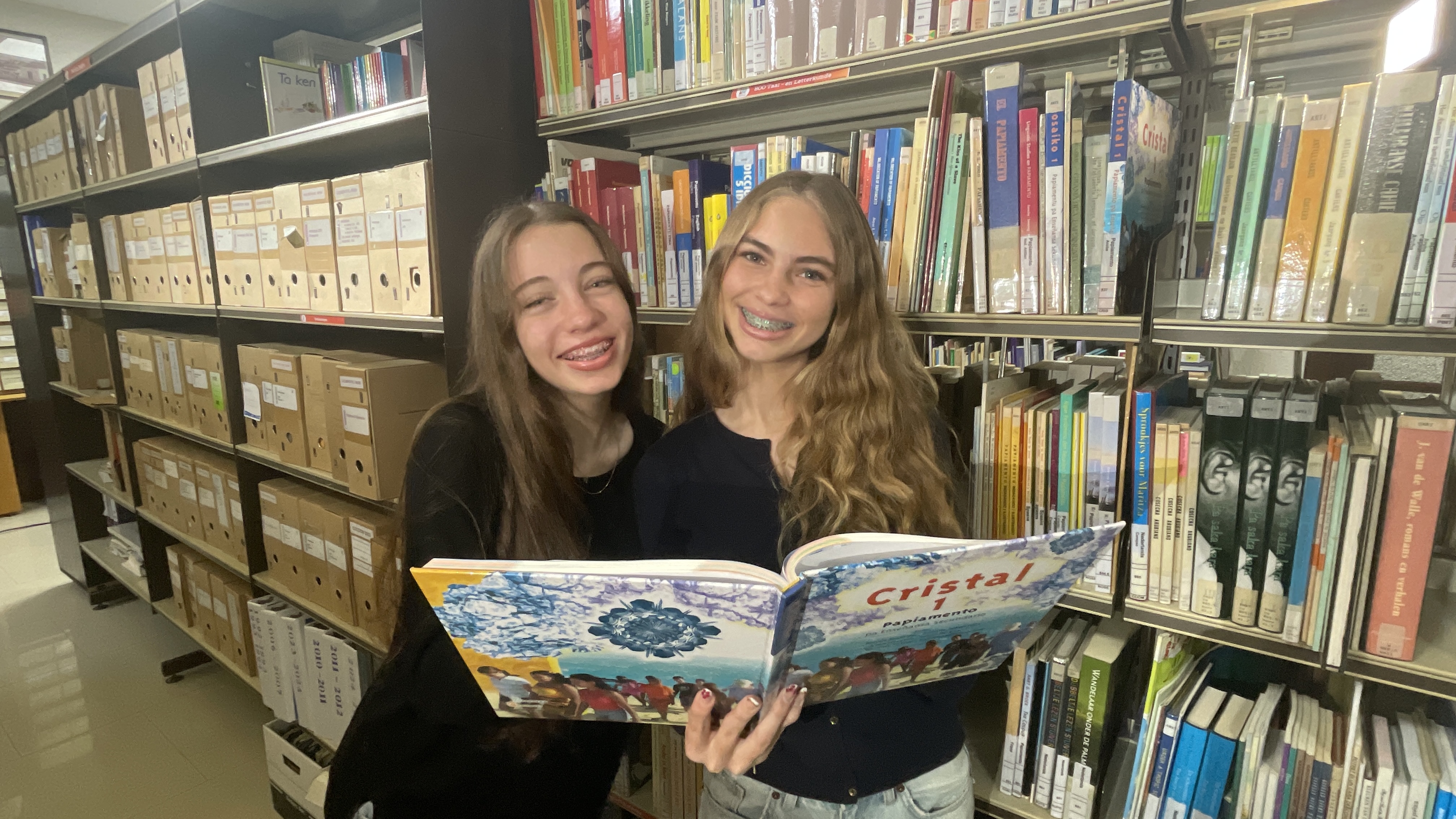 Fundacion Lanta Papiamento ta lansa serie di video cortico pa conscientisa comunidad riba uzo di Papiamento