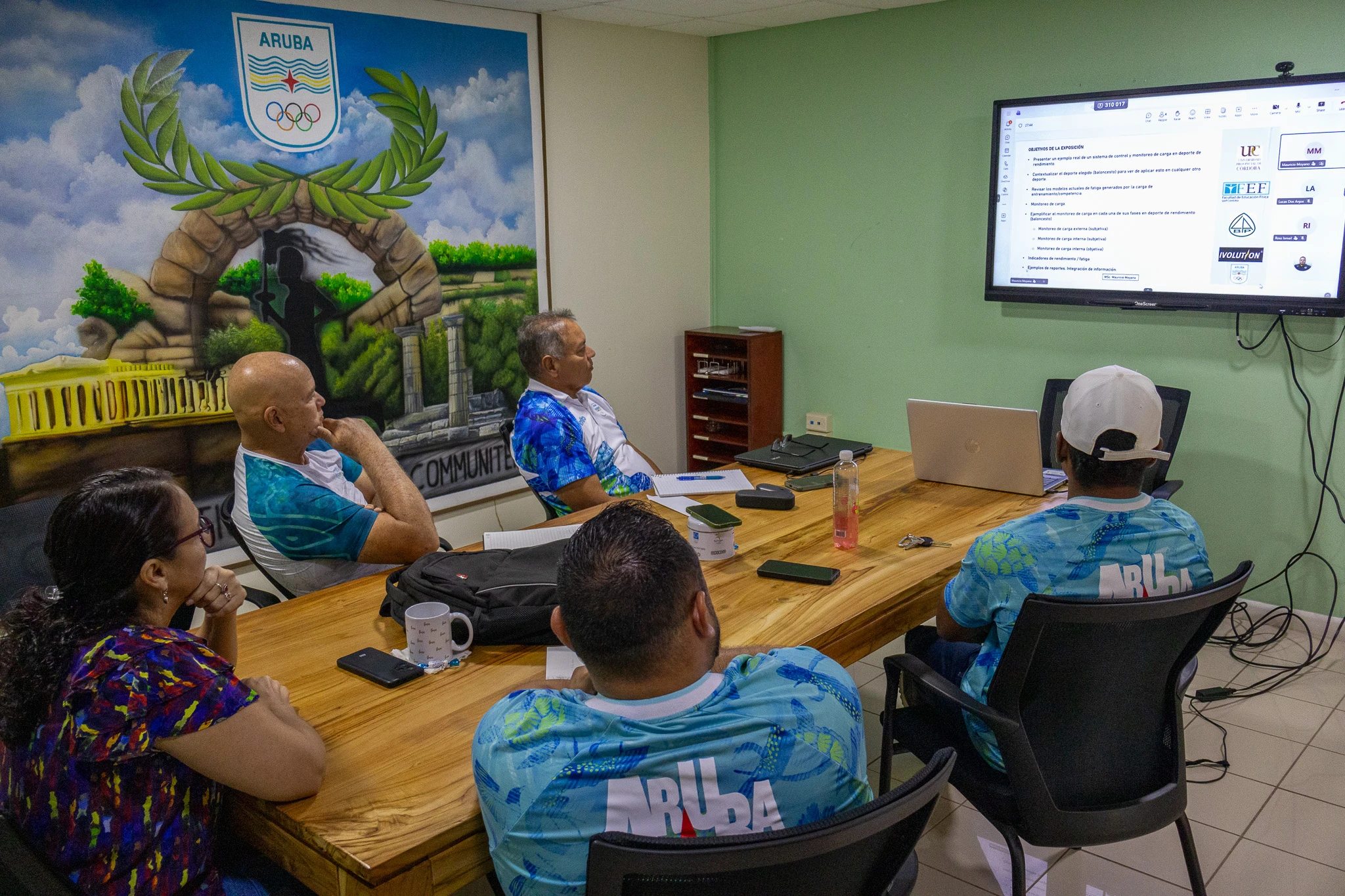 Direccion di Deporte ta haci capacitacion pa cu control y monitoreo di carga di entrenamento