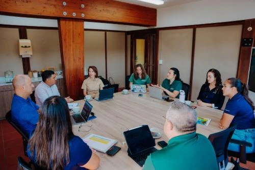 Aruba Tourism Authority y Aruba Conservation Foundation a marca e comienso di nan aliansa strategico