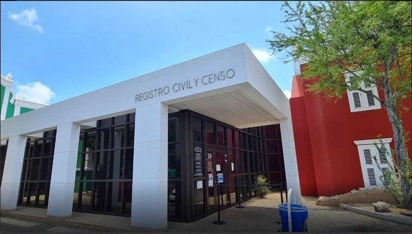 Minister Dowers a ricibi bista amplio riba operacion y retonan na Censo