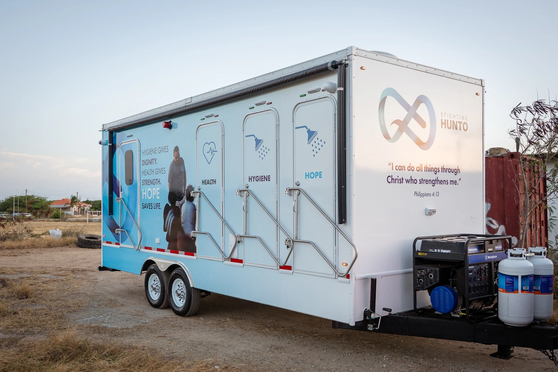 Unidad mobil nobo di Stichting Hunto lo yega directamente na esnan cu mas mester