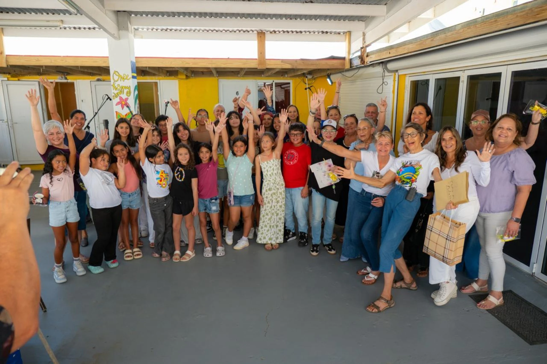 Coro original y e generacion nobo ta prepara: Cu orguyo lo canta “Aruba Dushi Tera” pa nos celebracion nacional