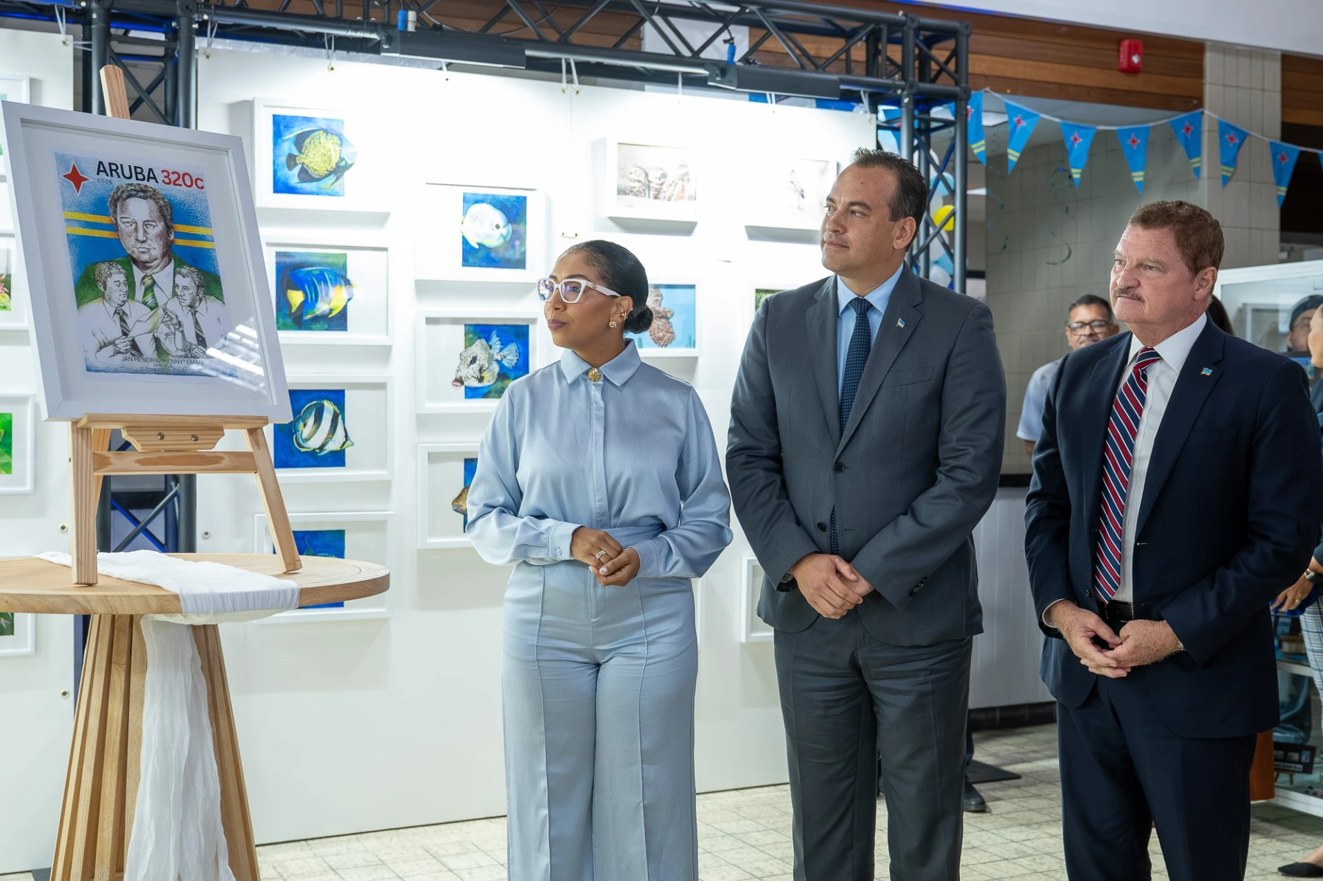 Minister Geoffrey Wever: Desvelo di stampia conmemorativo na honor di Prome Minister Henny Eman