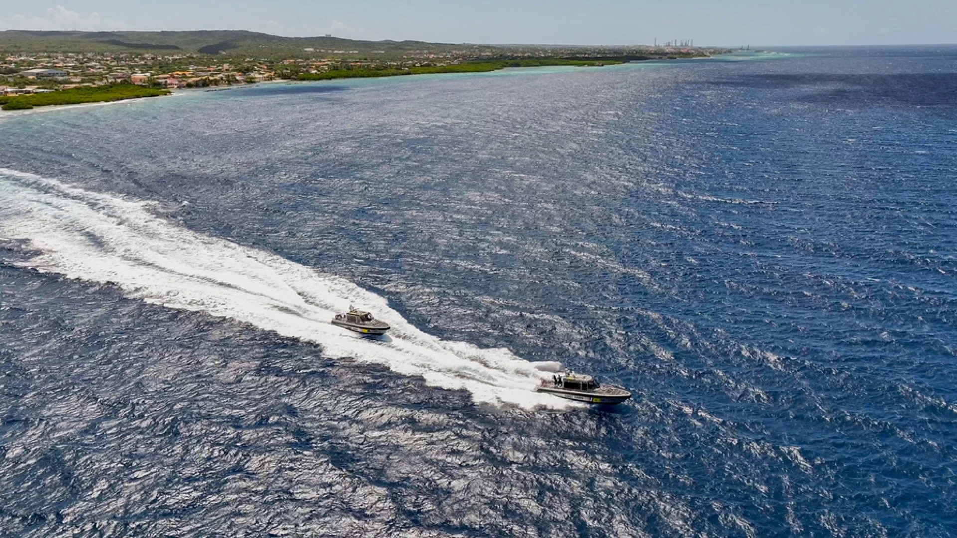 Wardacosta di Caribe Hulandes na Aruba, lo bai hasi controlnan riba lama durante Semana Santa cu meta pa garantisa orden publico y seguridat riba lama