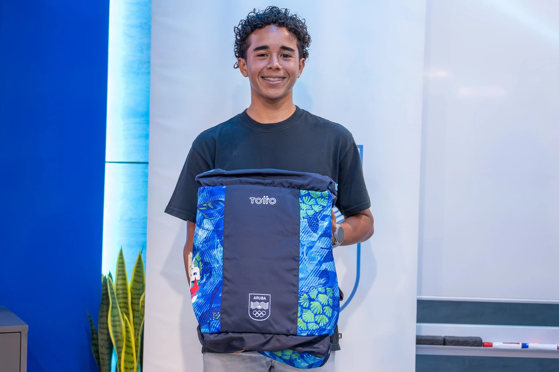 Atleta Jeon Fernandes lo participa den triatlon na Weganan Suramericano di Hubentud