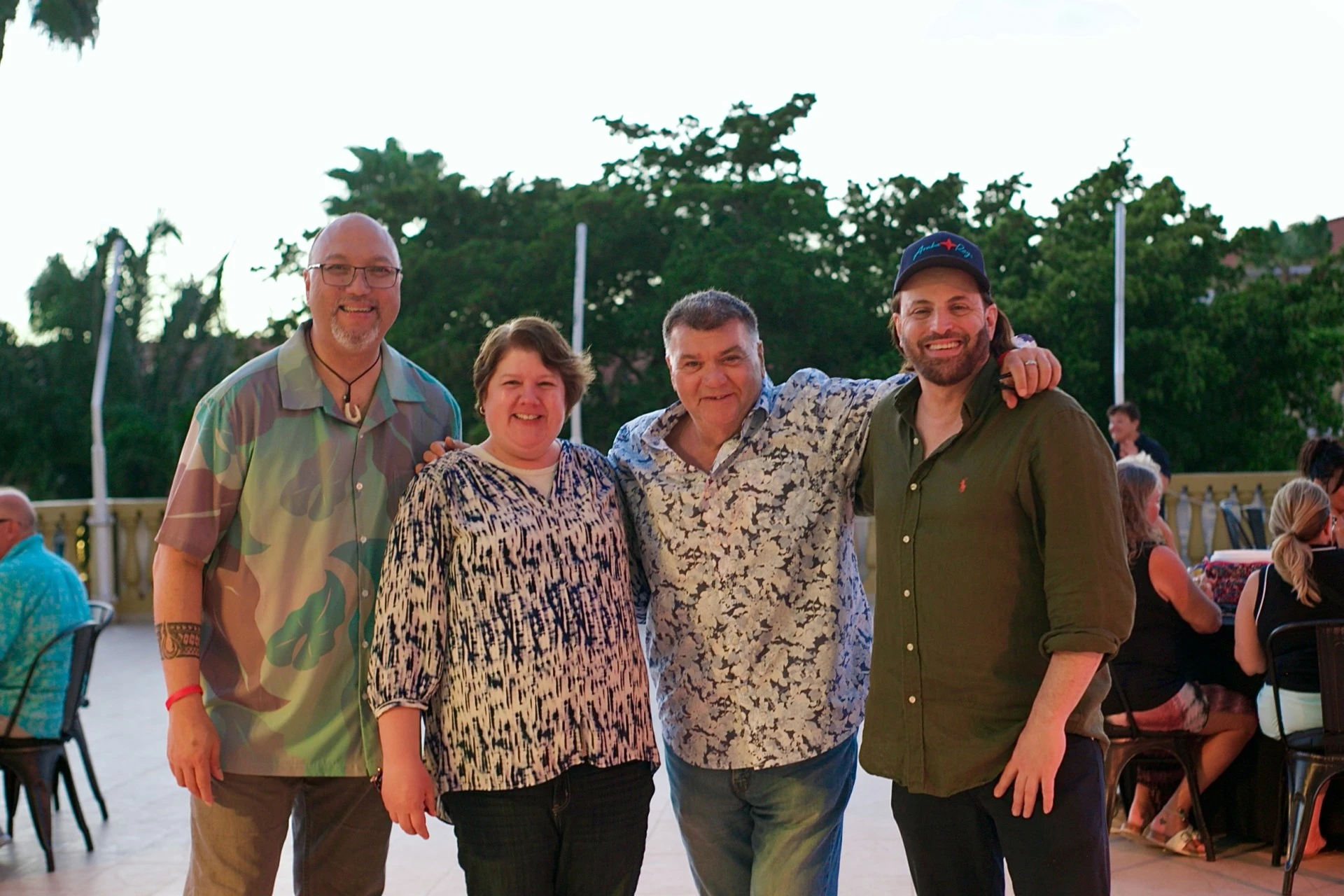 Un Siman di Alegria, Compassion y Comunidad: One Love Foundation Inc. Ta Hunta Mas di $27,000 pa e Animalnan di Aruba