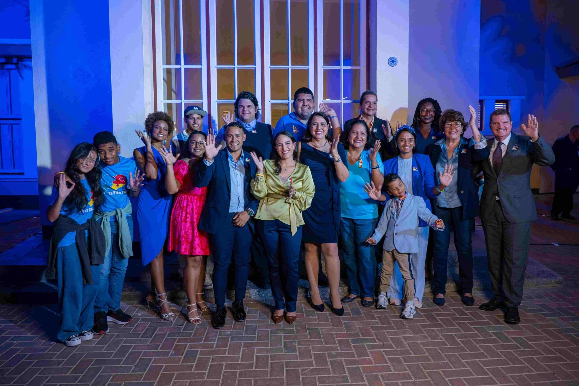 Minister Wendrick Cicilia ta reenforsa su compromiso cu inclusion y conscientisacion di autismo