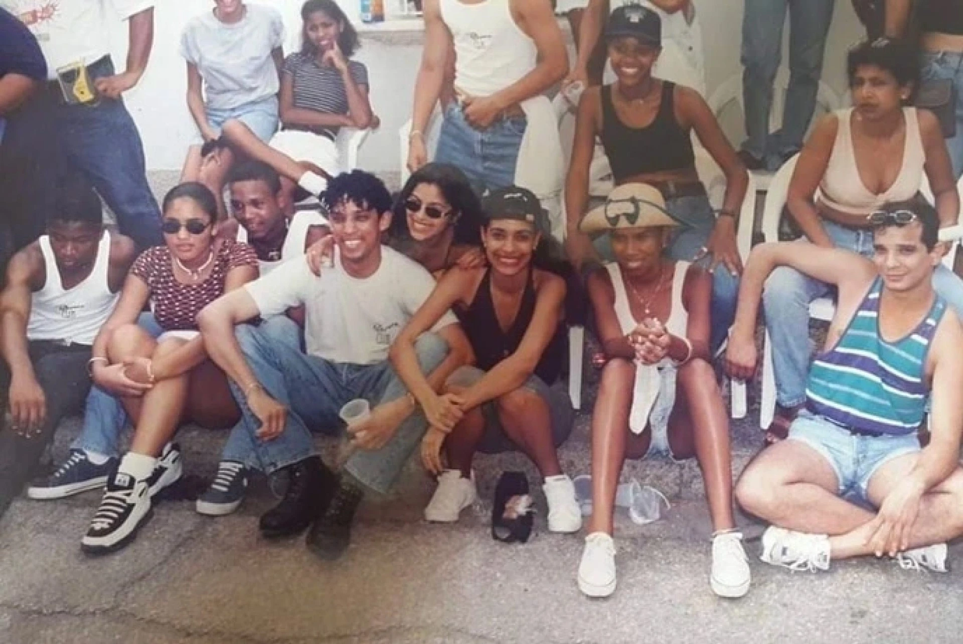 Popcorn Club y Union Europeo ta crea oportunidad internacional pa hoben Rubiano