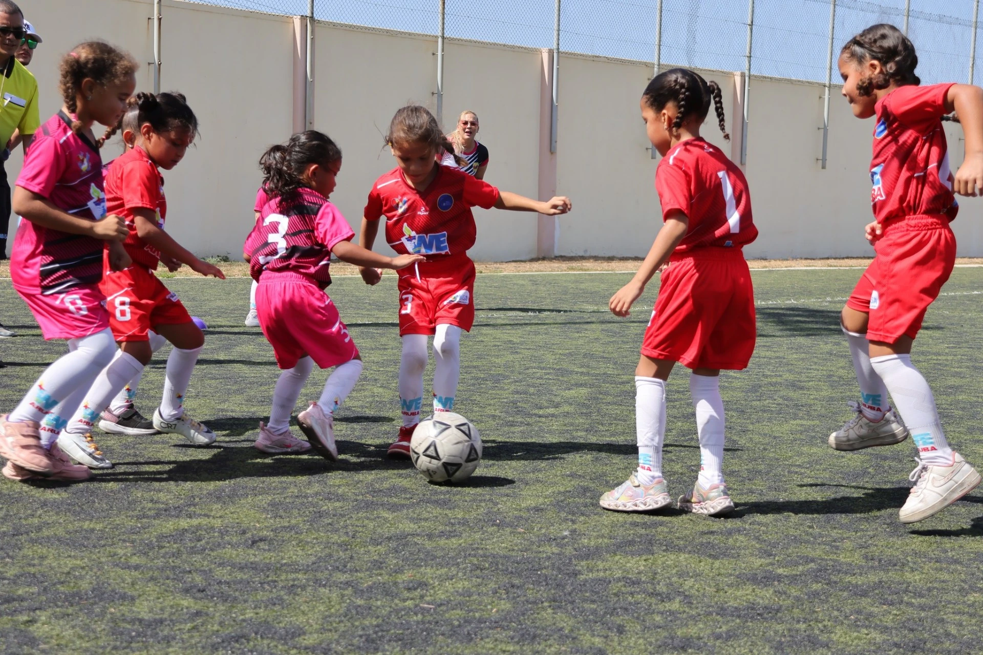 Voetbal KO-Jongens y Volleybal BO-Meisjes