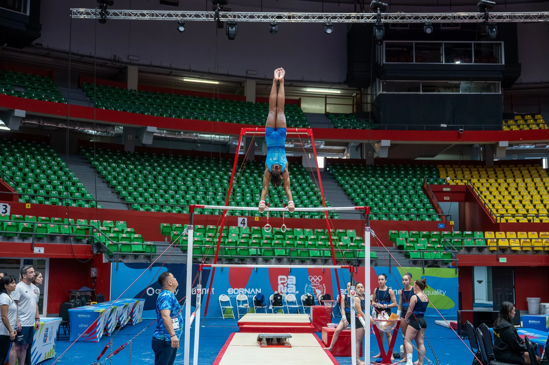 Prome entrenamento pa TEAMARU su ekipo di gimnasia ta un realidad