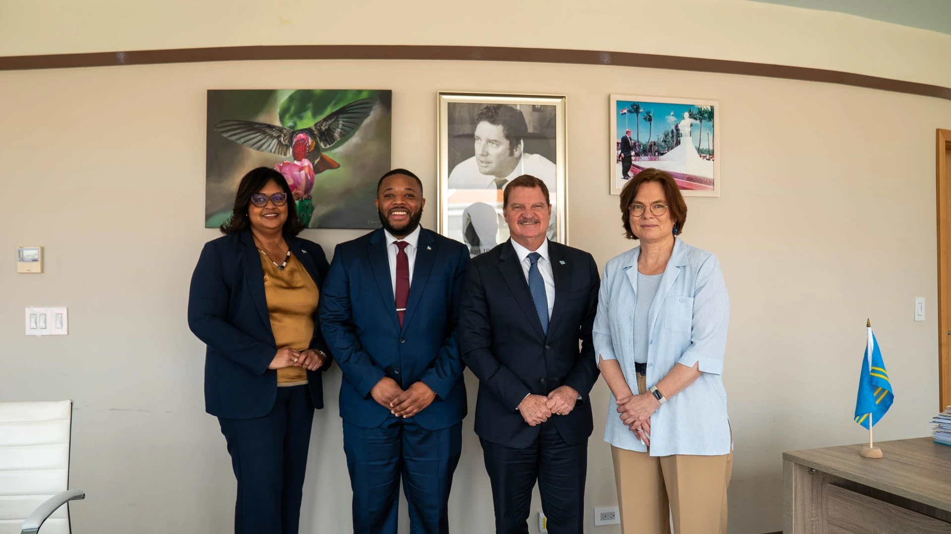 Bishita di Europarlamentario Marit Maij na Aruba ta destaca importancia di cooperacion internacional y futuro colaboracion