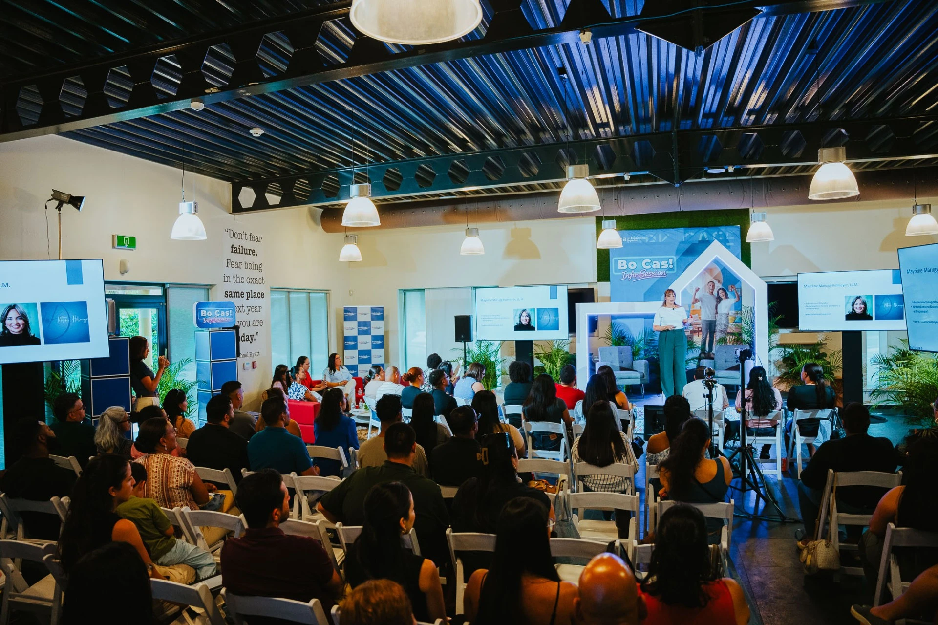 Un prome paso den direccion di cas propio pa varios cliente