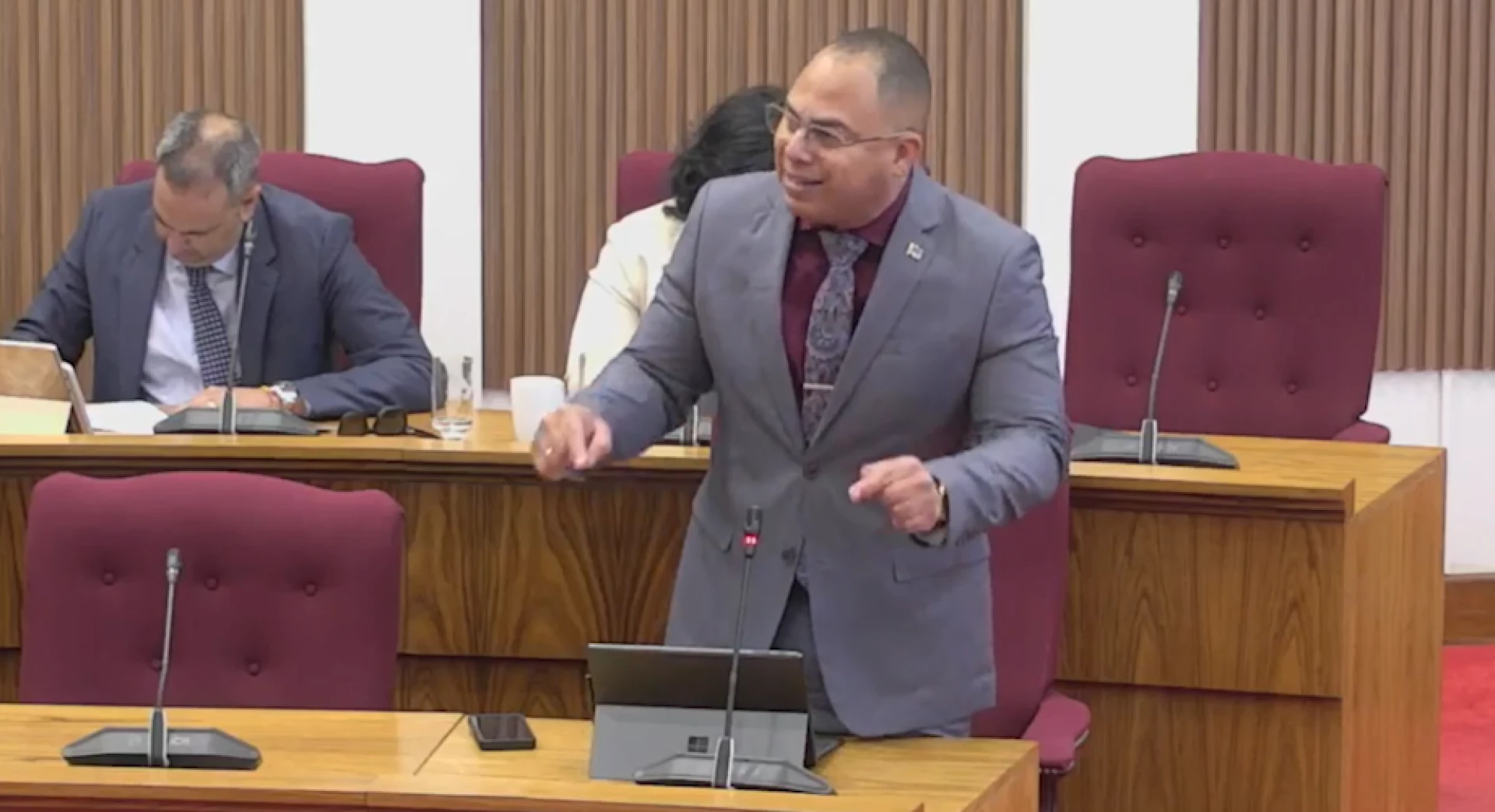 “Ta basta cu palabra y ta ora pa pone accion” Pieters a pone Gobierno riba presion pa falta di accion den bario di Parkietenbos