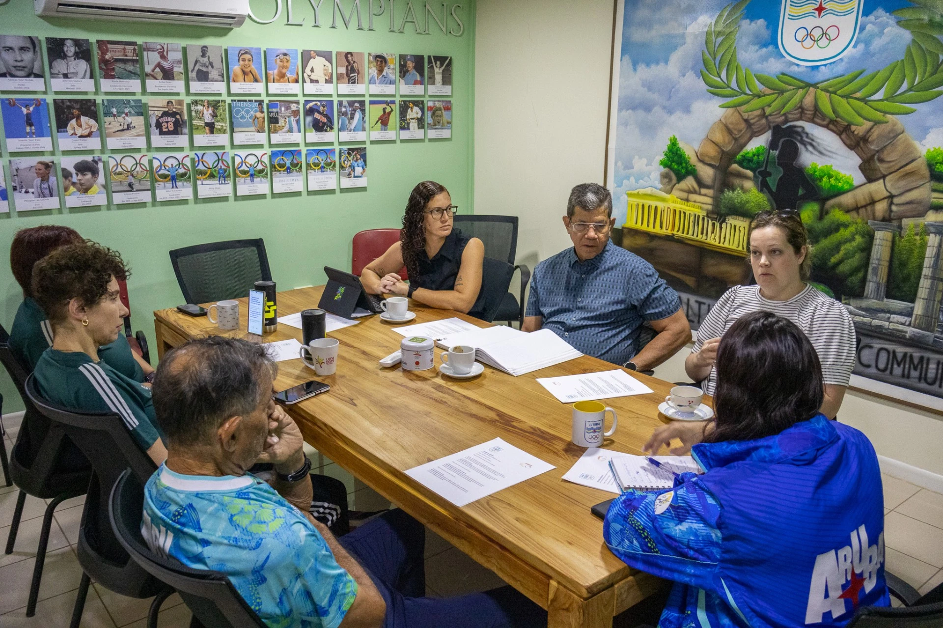 Federacion di Bowling a reuni cu COA den cuadro di preparacion pa Santo Domingo 2026