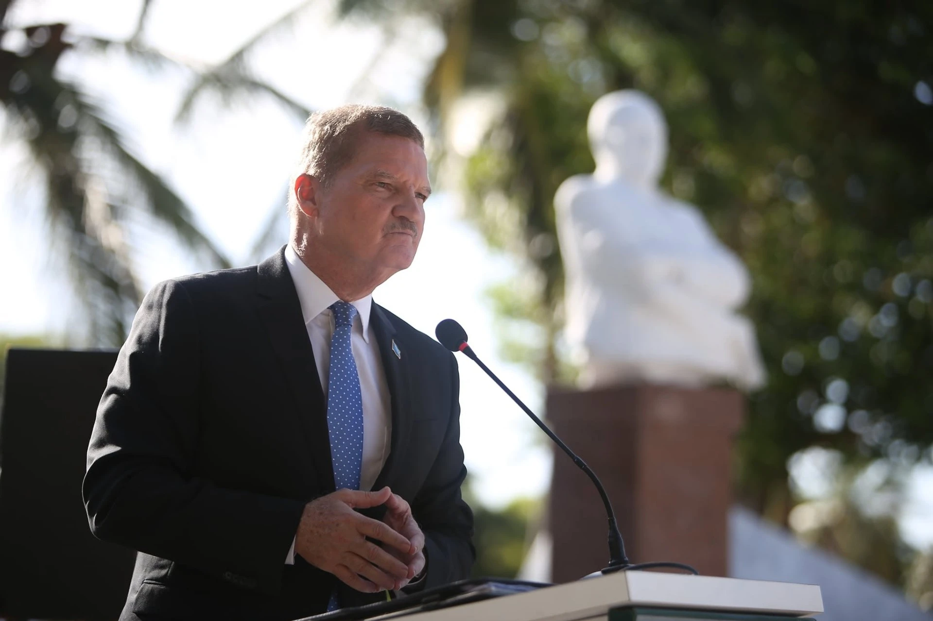 Minister-President Mike Eman ta expresa su profundo condolencia despues di tragedia na Vogelwaarde